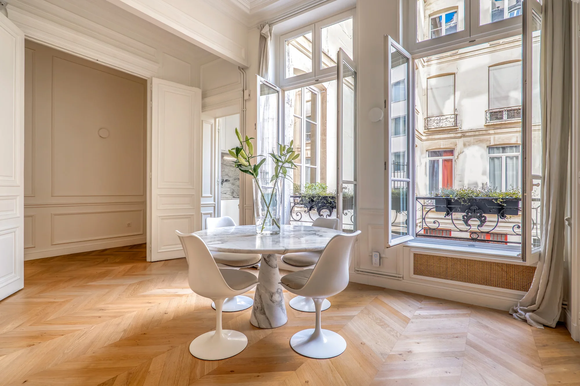 Appartement au Charme Intemporel